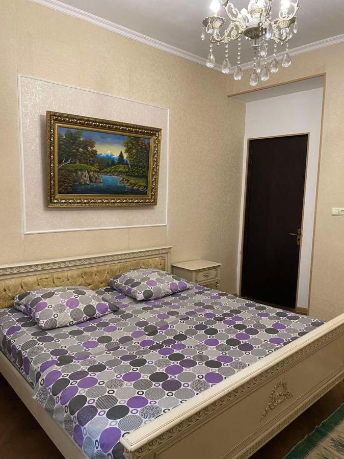 Guest House Kipiani Tbilisi Esterno foto